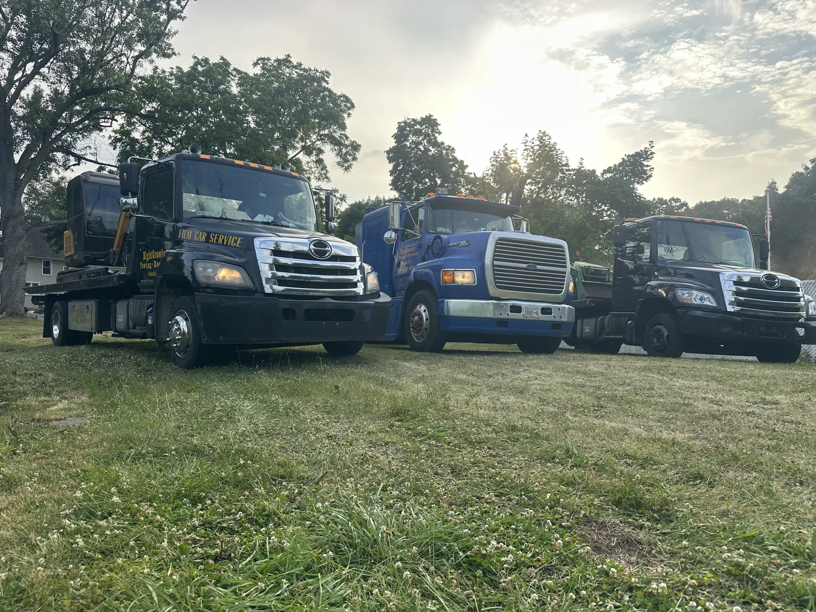 NightCrawler Towing flatbed tow truck on a recovery job in Peekskill, NY